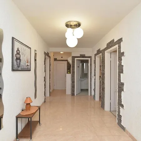 Apartment Fuer 10 Personen Ca 120 Qm In Pula-fondole, Istrien Istrische Riviera *