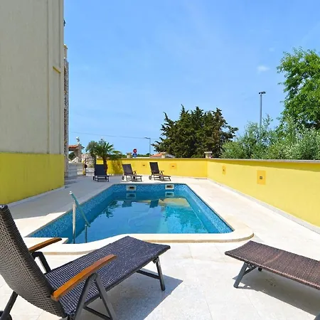 Fuer 10 Personen Ca 120 Qm In Pula-fondole, Istrien Istrische Riviera * Stinjan