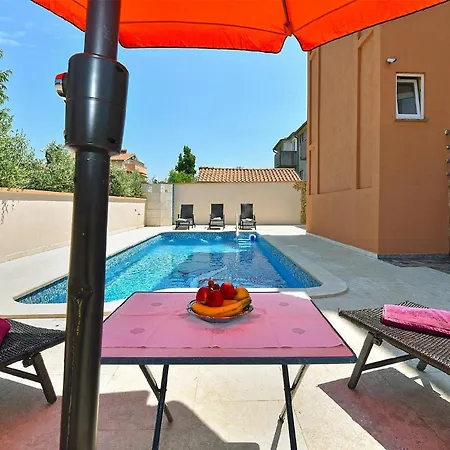 Fuer 10 Personen Ca 120 Qm In Pula-fondole, Istrien Istrische Riviera Appartement *